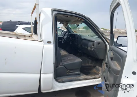 2003 Chevrolet Silverado 1500 Work Truck из США, поврежденный, VIN 1GCEC14X33Z158732